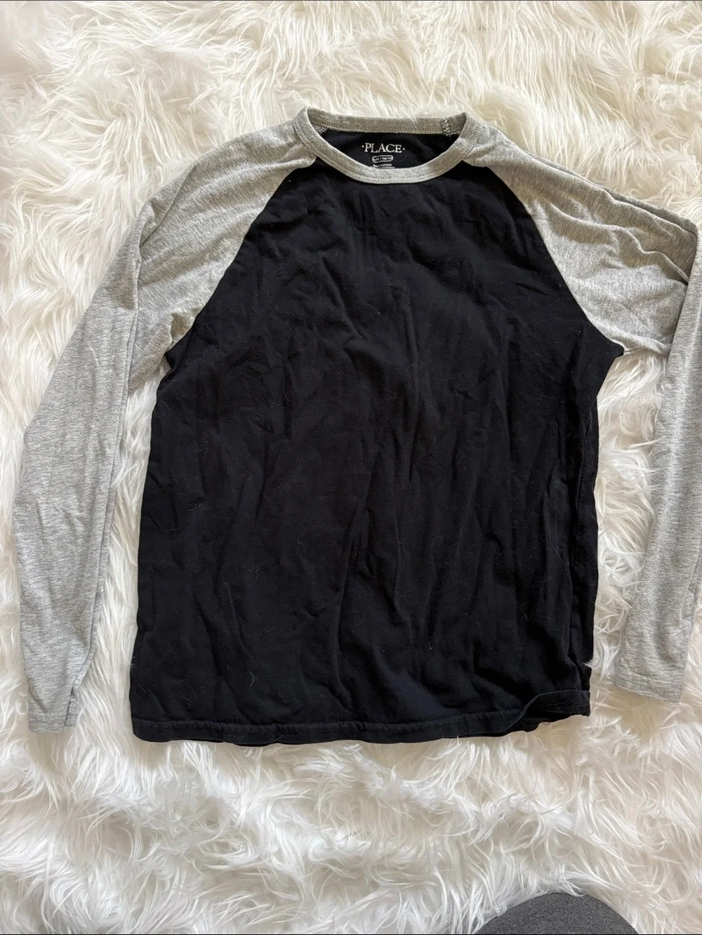The Children's Place Black and Light Gray Raglan Long-Sleeve Tee